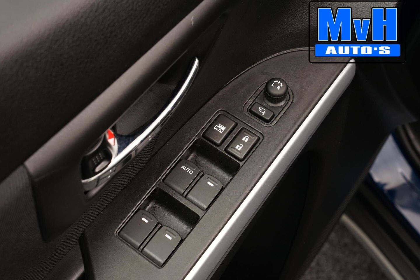 Suzuki S-Cross 1.0 Boosterjet Exclusive|TREKH|LED|CAMERA|NAP