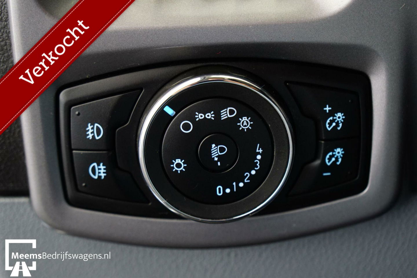 Ford Transit Custom 330 2.2 TDCI L2H1 - Airco - Cruis - Navi