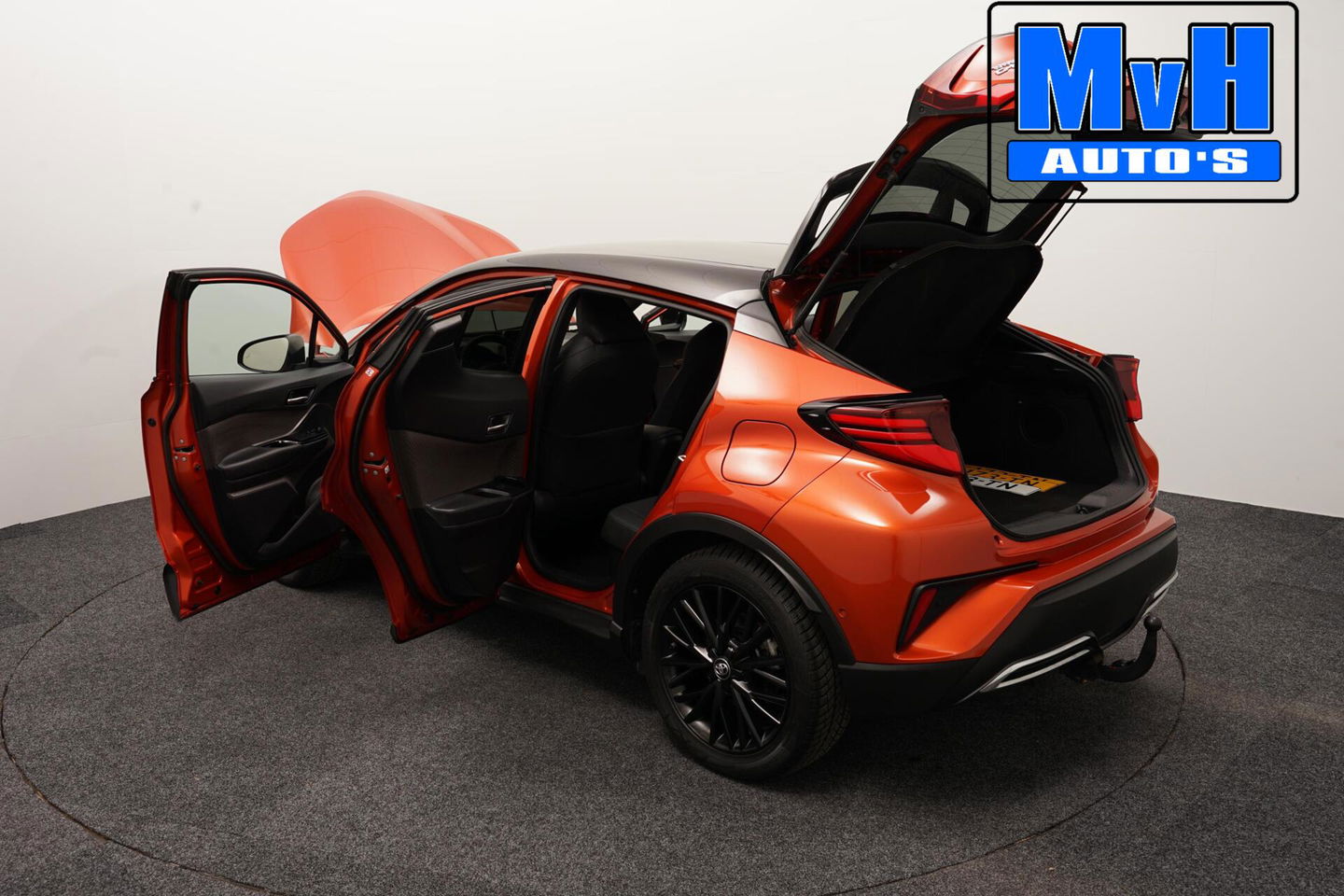 Toyota C-HR 2.0 Hybrid Launch Edition|184PK|LUXE!|TREKH|JBL