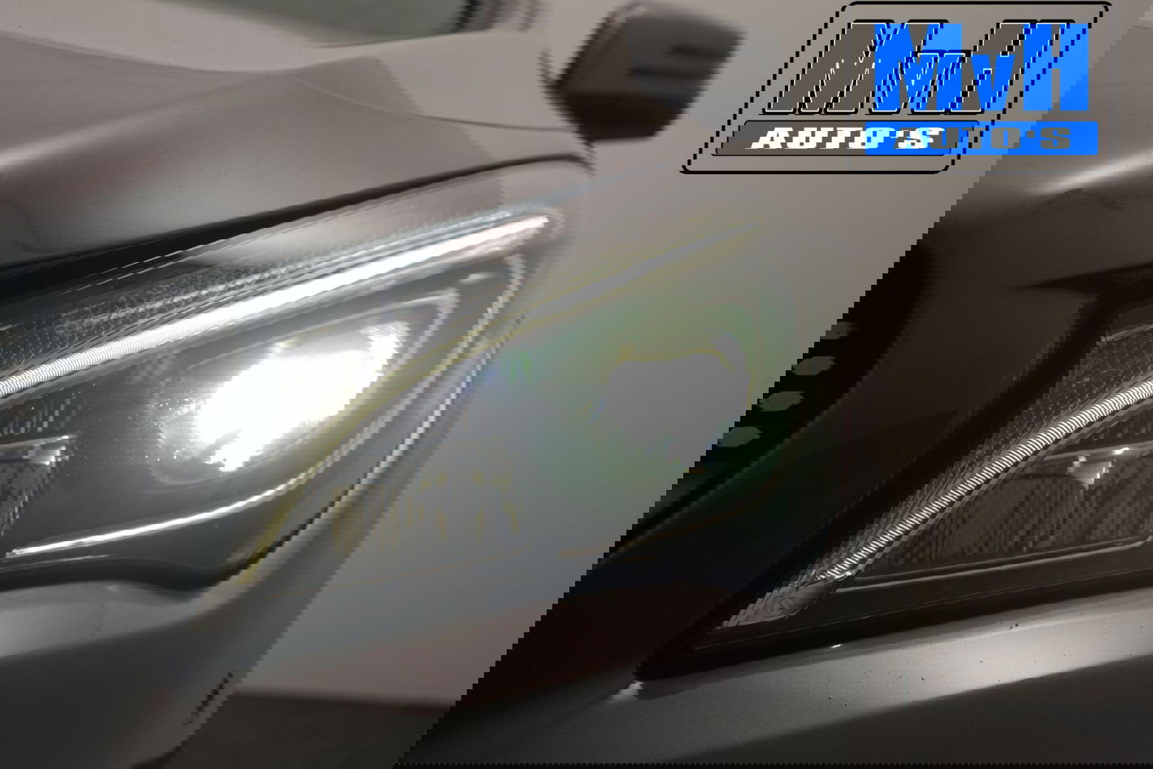 Mercedes-Benz CLA Shooting Brake 180 AMG|TREKH|CARPLAY|LED