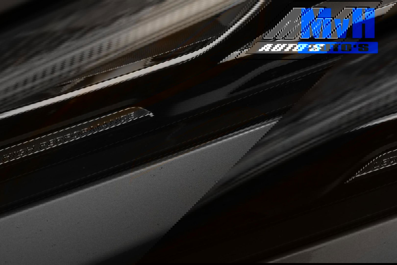 Mercedes-Benz CLA Shooting Brake 180 AMG|TREKH|CARPLAY|LED