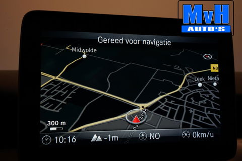 Mercedes-Benz CLA Shooting Brake 180 AMG|TREKH|CARPLAY|LED