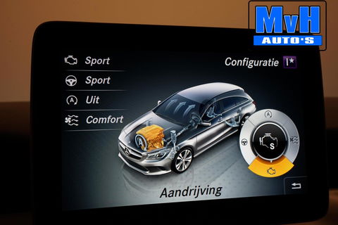 Mercedes-Benz CLA Shooting Brake 180 AMG|TREKH|CARPLAY|LED