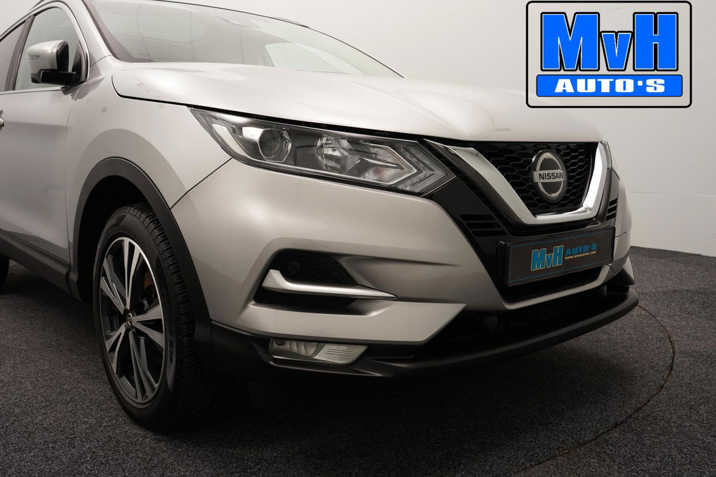 Nissan QASHQAI 1.3 DIG-T Business Edition|PANO|TREKH|CAMERA