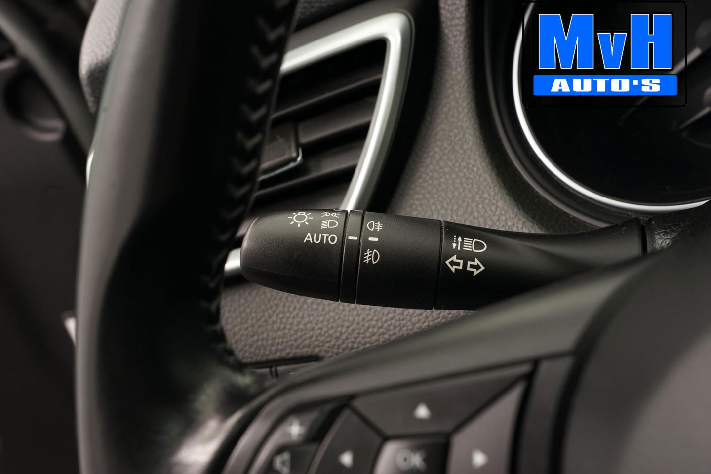 Nissan QASHQAI 1.3 DIG-T Business Edition|PANO|TREKH|CAMERA