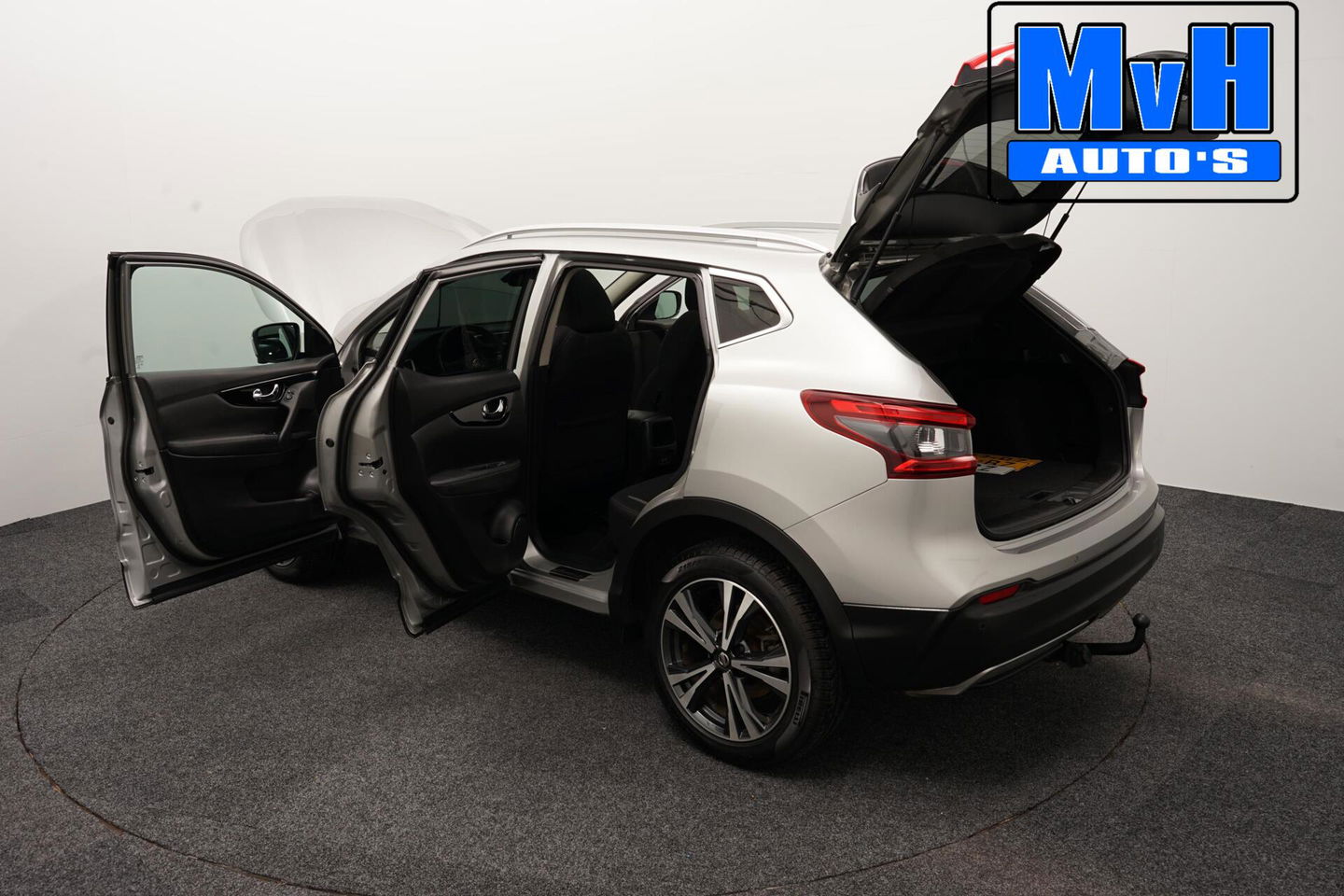 Nissan QASHQAI 1.3 DIG-T Business Edition|PANO|TREKH|CAMERA