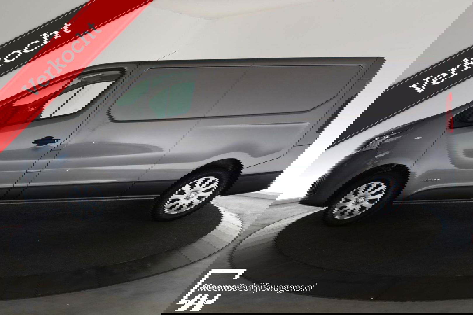 Renault Trafic L2H1 - AIRCO CRUISE CARPLAY PARKEERSENS 3pers