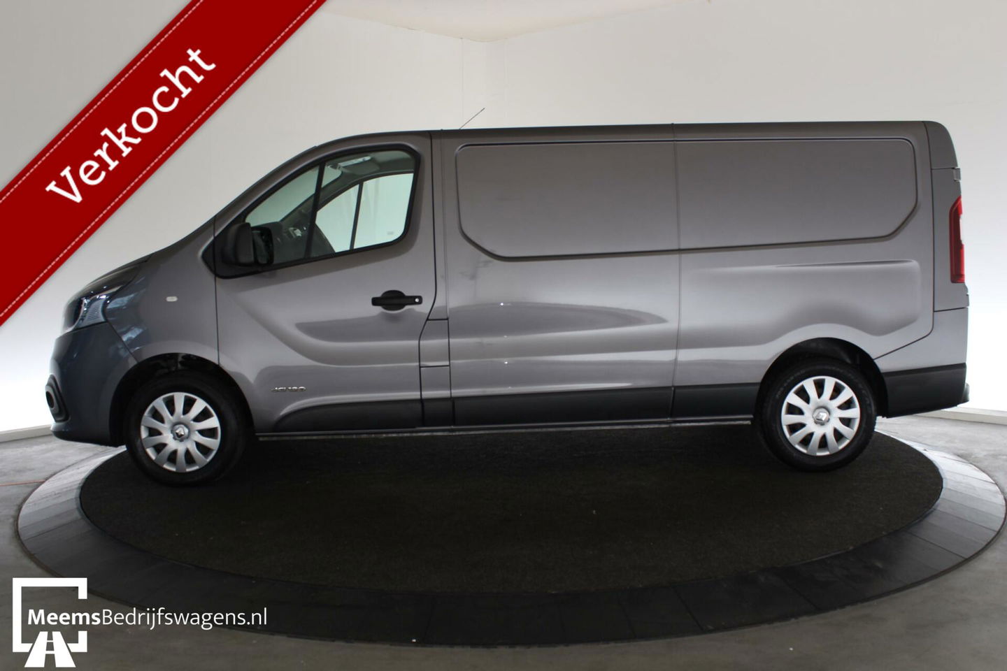 Renault Trafic L2H1 - AIRCO CRUISE CARPLAY PARKEERSENS 3pers