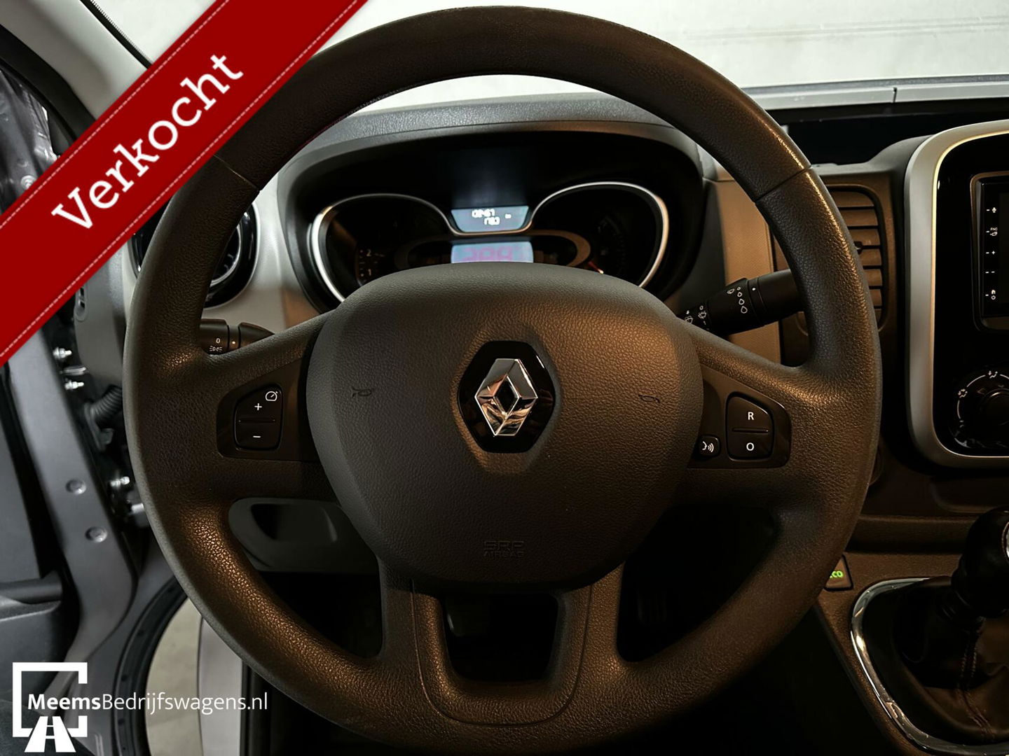 Renault Trafic L2H1 - AIRCO CRUISE CARPLAY PARKEERSENS 3pers