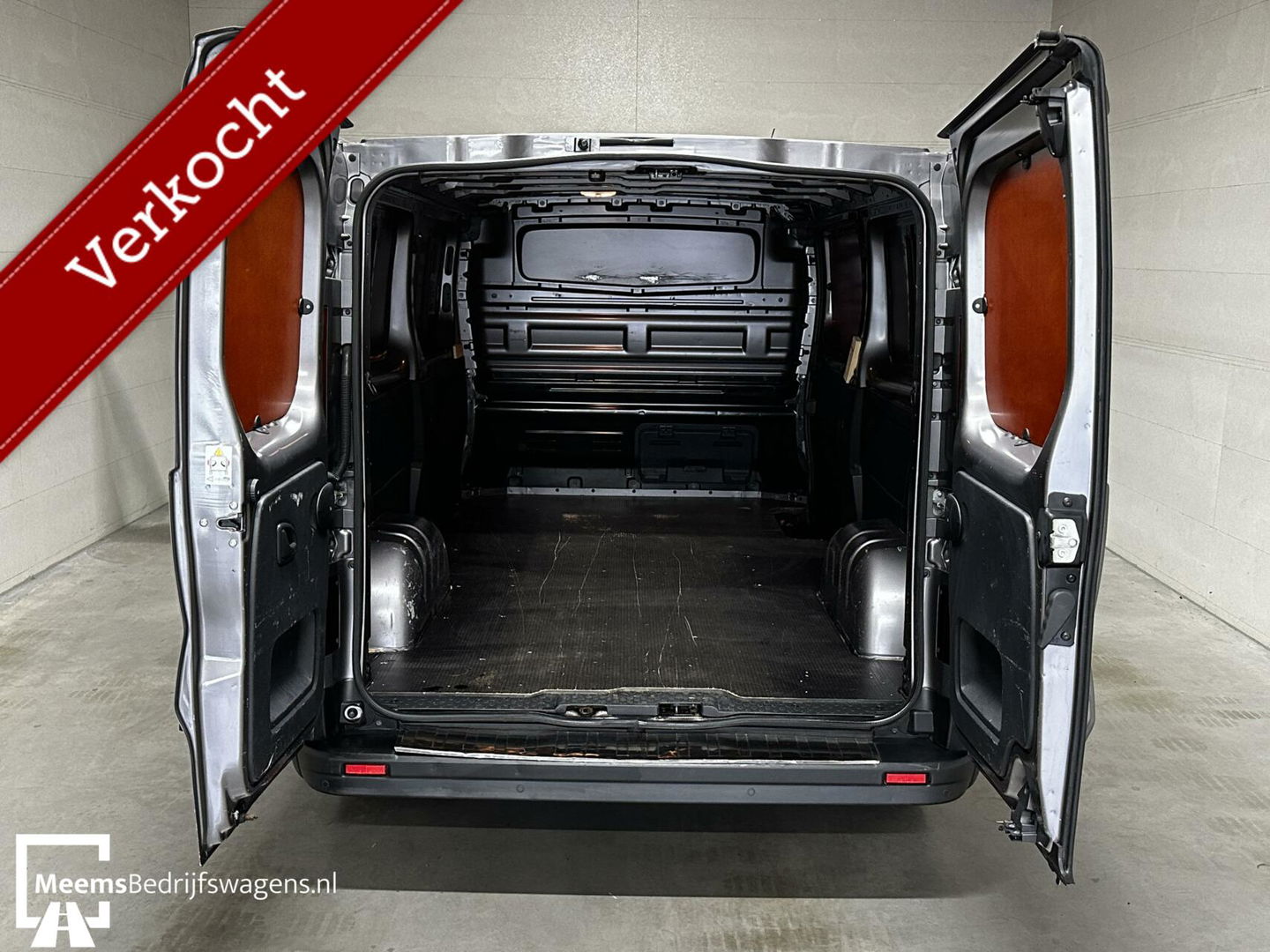 Renault Trafic L2H1 - AIRCO CRUISE CARPLAY PARKEERSENS 3pers