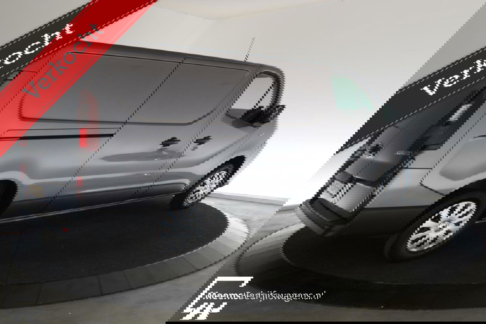 Renault Trafic L2H1 - AIRCO CRUISE CARPLAY PARKEERSENS 3pers