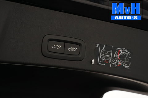 Volvo XC40 1.5 T5 Recharge Inscription Expression|TREKH|LED