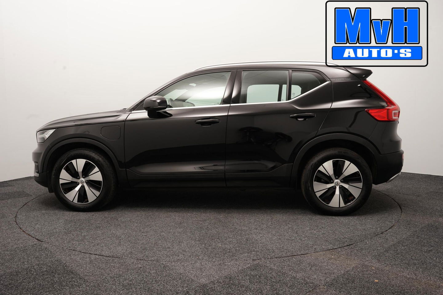 Volvo XC40 1.5 T5 Recharge Inscription Expression|TREKH|LED