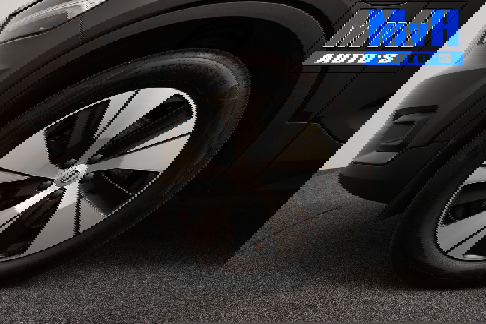 Volvo XC40 1.5 T5 Recharge Inscription Expression|TREKH|LED