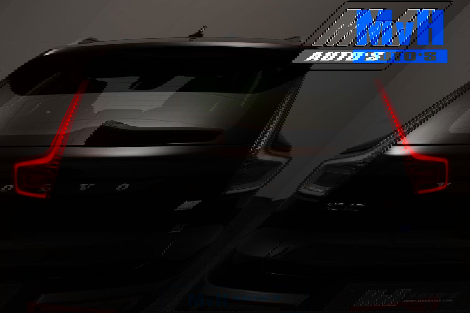 Volvo XC40 1.5 T5 Recharge Inscription Expression|TREKH|LED