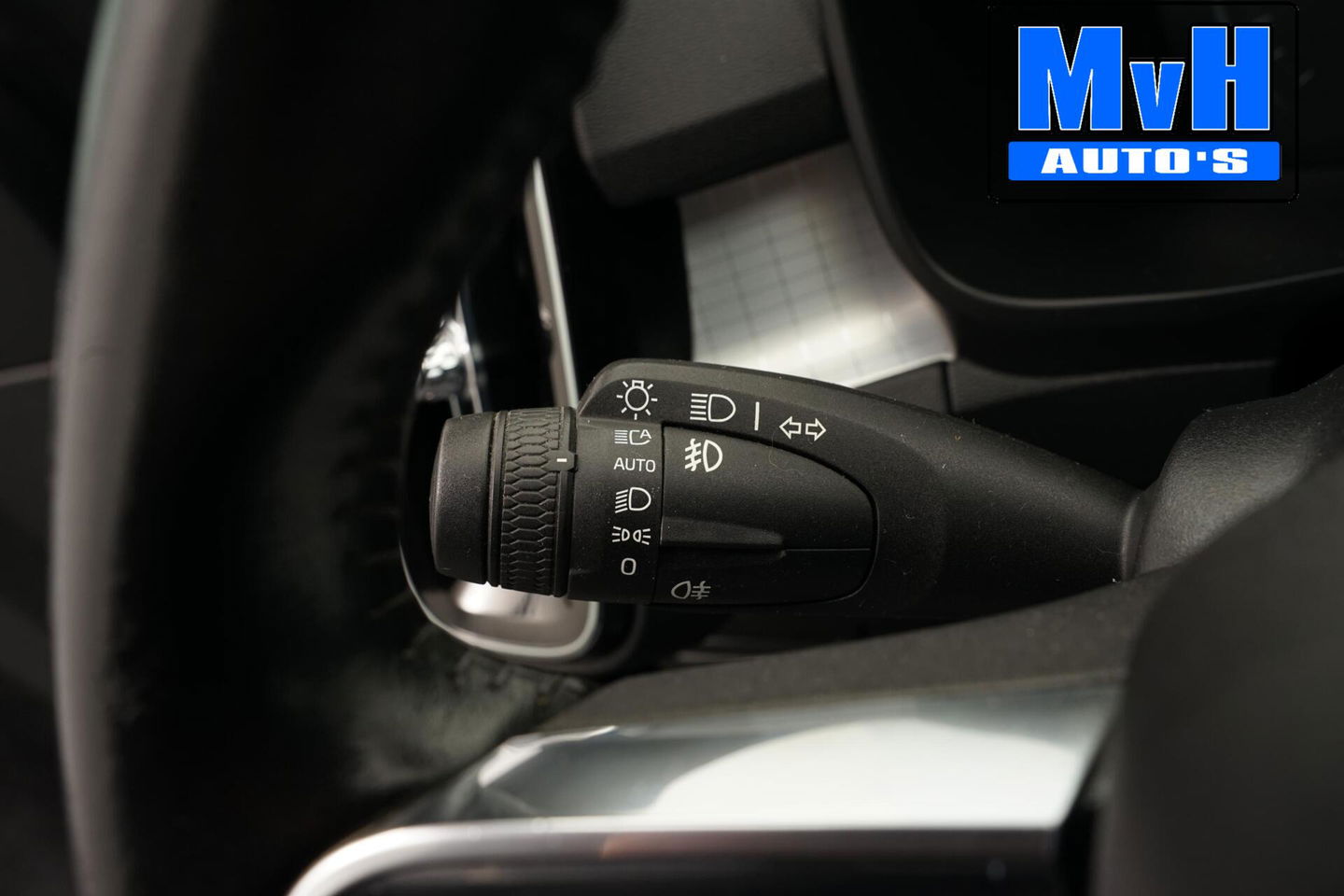 Volvo XC40 1.5 T5 Recharge Inscription Expression|TREKH|LED