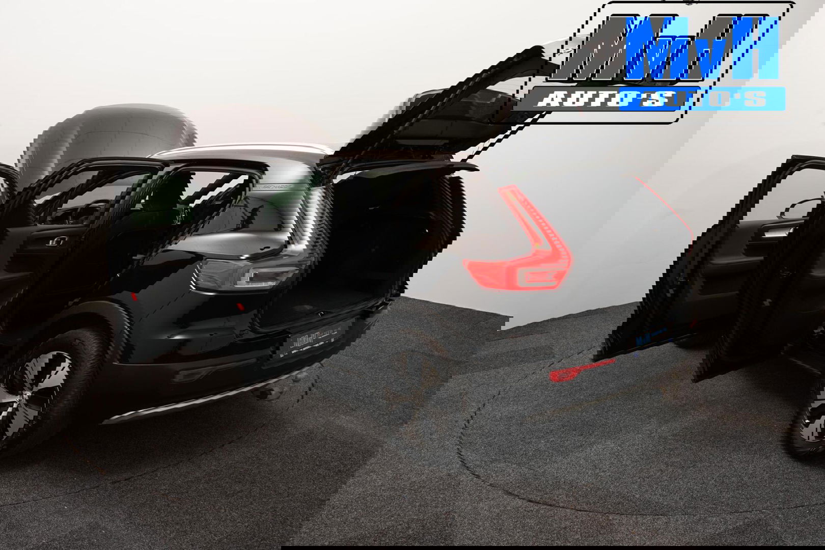 Volvo XC40 1.5 T5 Recharge Inscription Expression|TREKH|LED