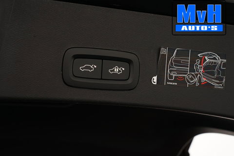 Volvo XC40 1.5 T5 Recharge R-Design|PANO|STOEL/STUUR.VERW