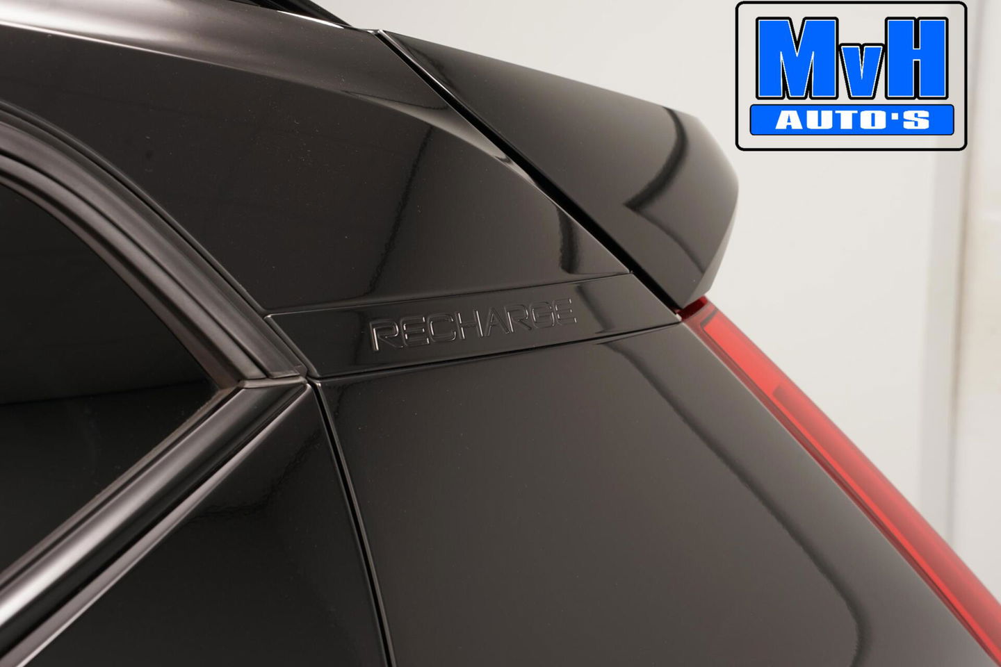 Volvo XC40 1.5 T5 Recharge R-Design|PANO|STOEL/STUUR.VERW