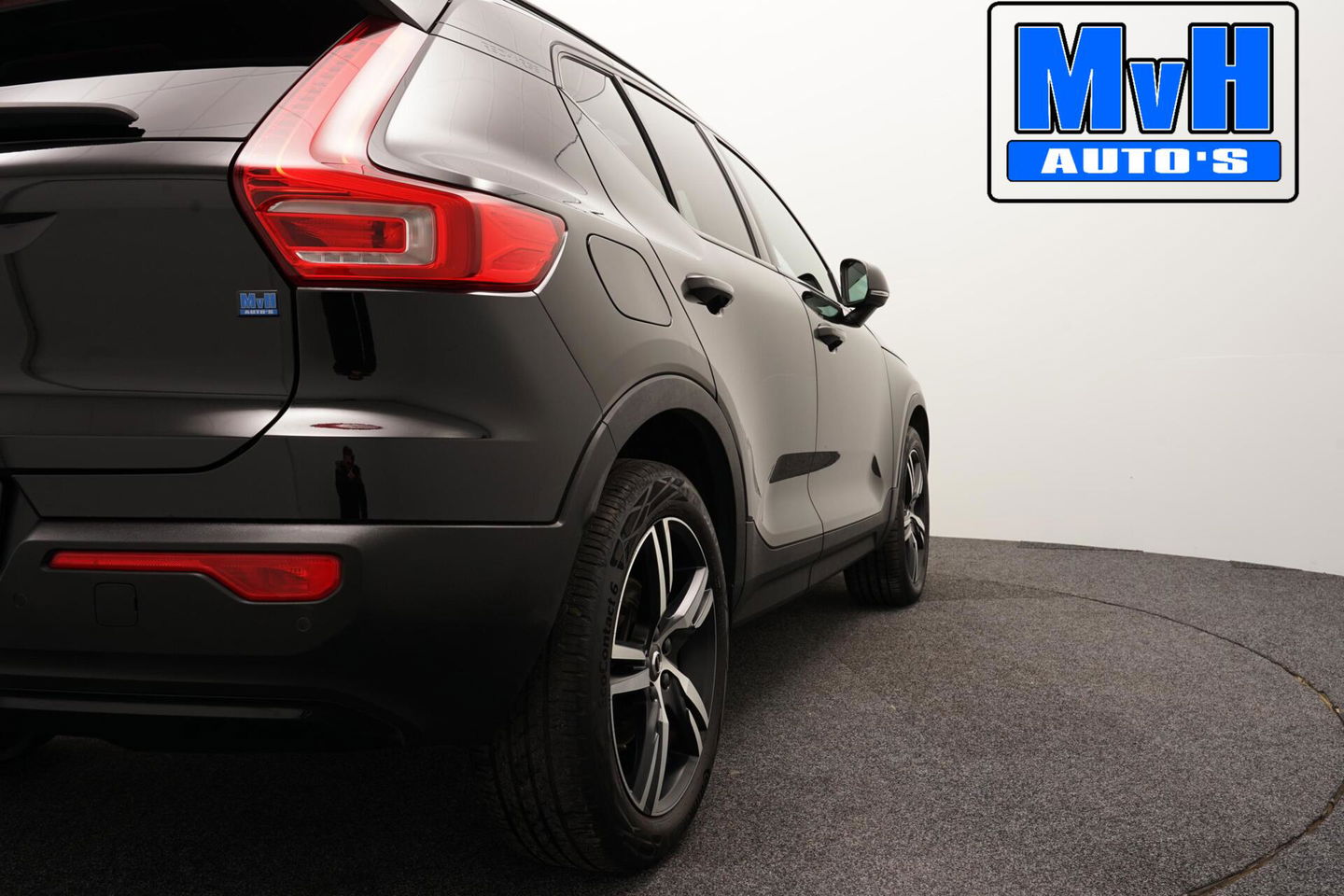 Volvo XC40 1.5 T5 Recharge R-Design|PANO|STOEL/STUUR.VERW