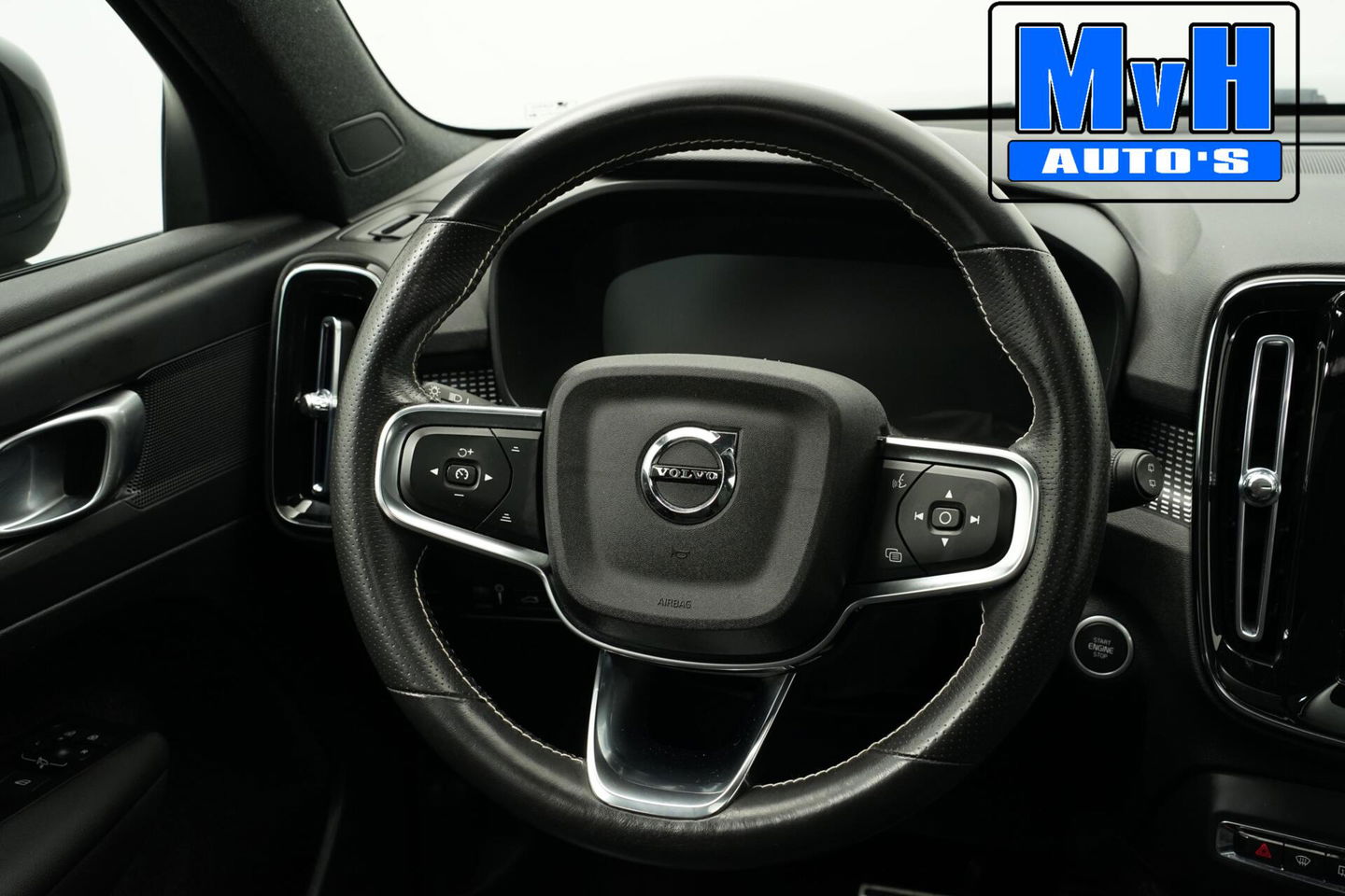 Volvo XC40 1.5 T5 Recharge R-Design|PANO|STOEL/STUUR.VERW