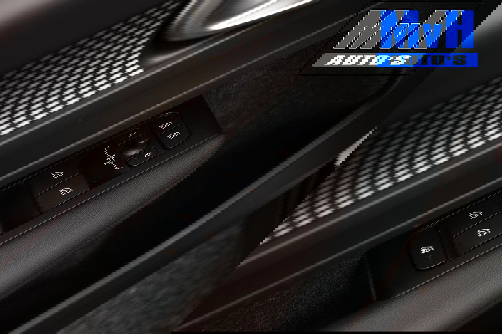 Volvo XC40 1.5 T5 Recharge R-Design|PANO|STOEL/STUUR.VERW