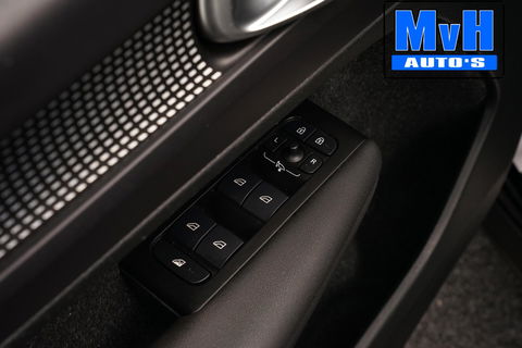 Volvo XC40 1.5 T5 Recharge R-Design|PANO|STOEL/STUUR.VERW