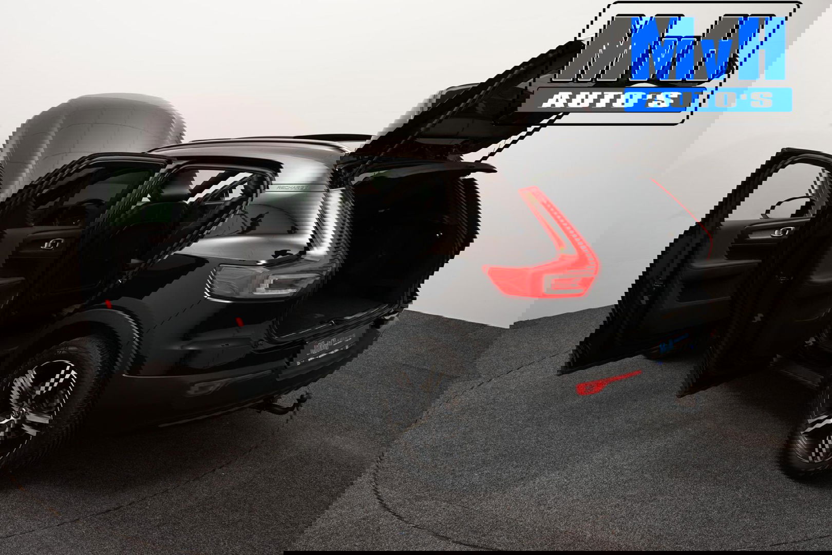 Volvo XC40 1.5 T5 Recharge R-Design|PANO|STOEL/STUUR.VERW