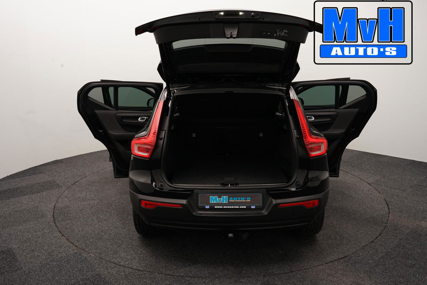 Volvo XC40 1.5 T5 Recharge R-Design|PANO|STOEL/STUUR.VERW