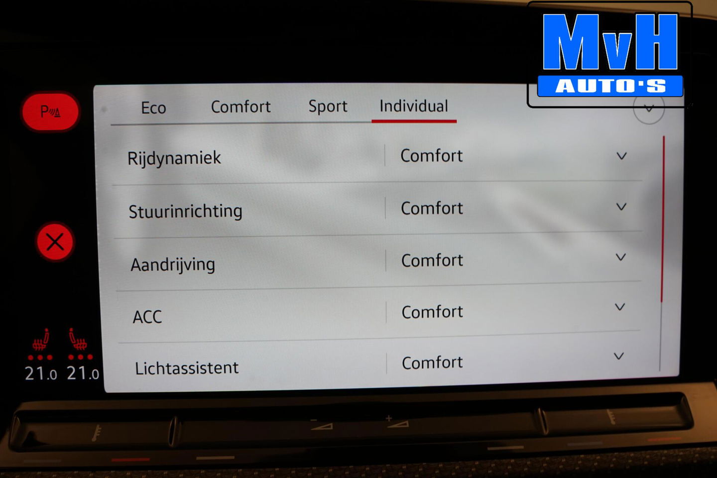 Volkswagen Golf 1.5 eTSI R-Line|PANO|IQ-LIGHT|SPORTSTOEL|LUXE!