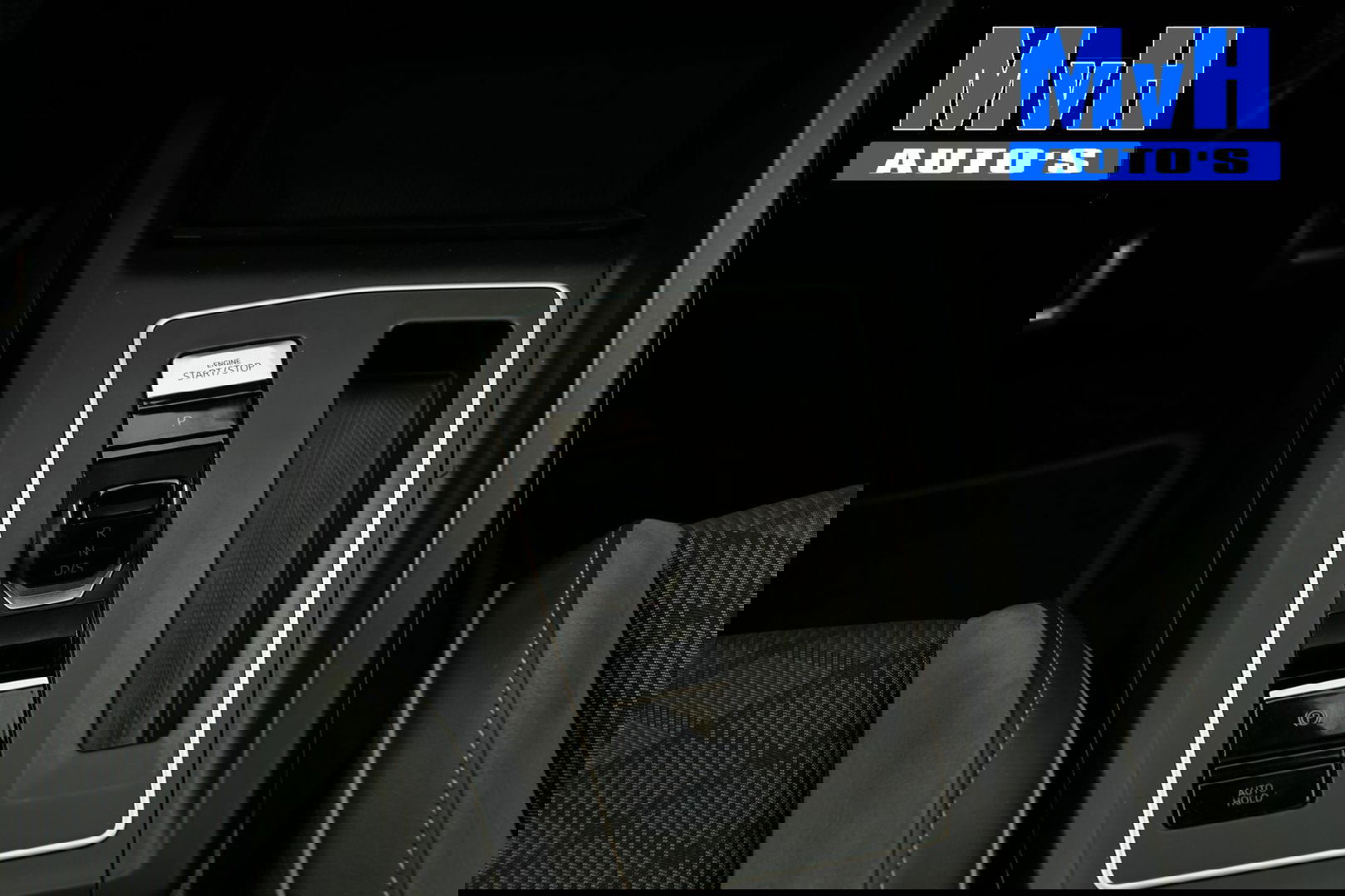 Volkswagen Golf 1.5 eTSI R-Line|PANO|IQ-LIGHT|SPORTSTOEL|LUXE!