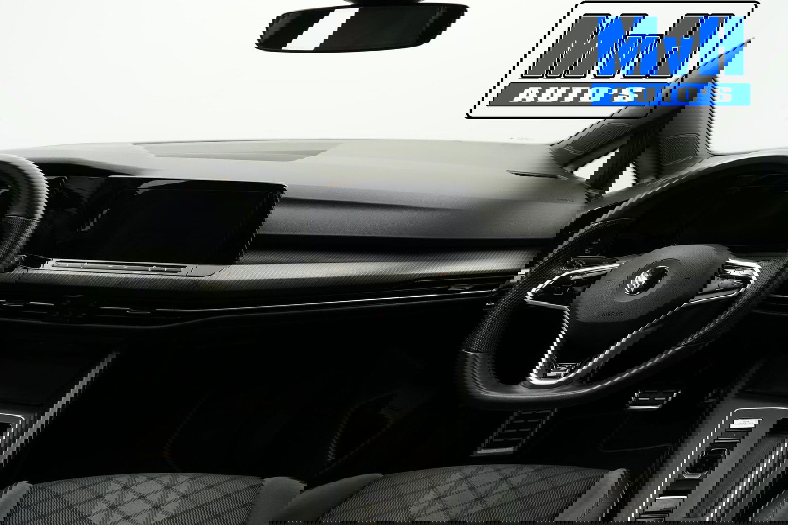 Volkswagen Golf 1.5 eTSI R-Line|PANO|IQ-LIGHT|SPORTSTOEL|LUXE!