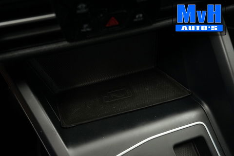 Volkswagen Golf 1.5 eTSI R-Line|PANO|IQ-LIGHT|SPORTSTOEL|LUXE!