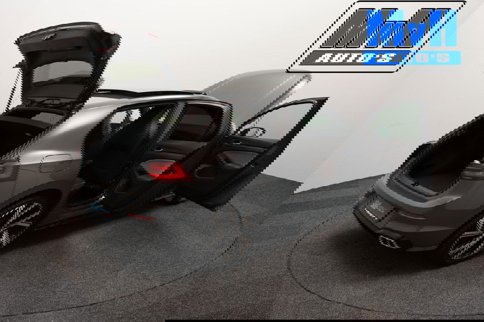 Volkswagen Golf 1.5 eTSI R-Line|PANO|IQ-LIGHT|SPORTSTOEL|LUXE!