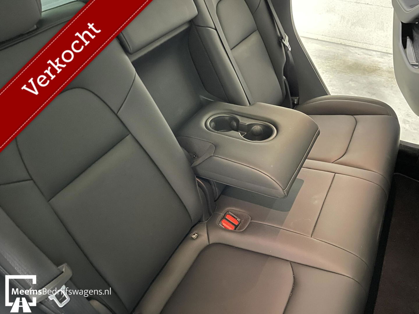 Tesla Model Y RWD - 60 KWH - NIEUW - TREKHAAK - FULL OPTIE