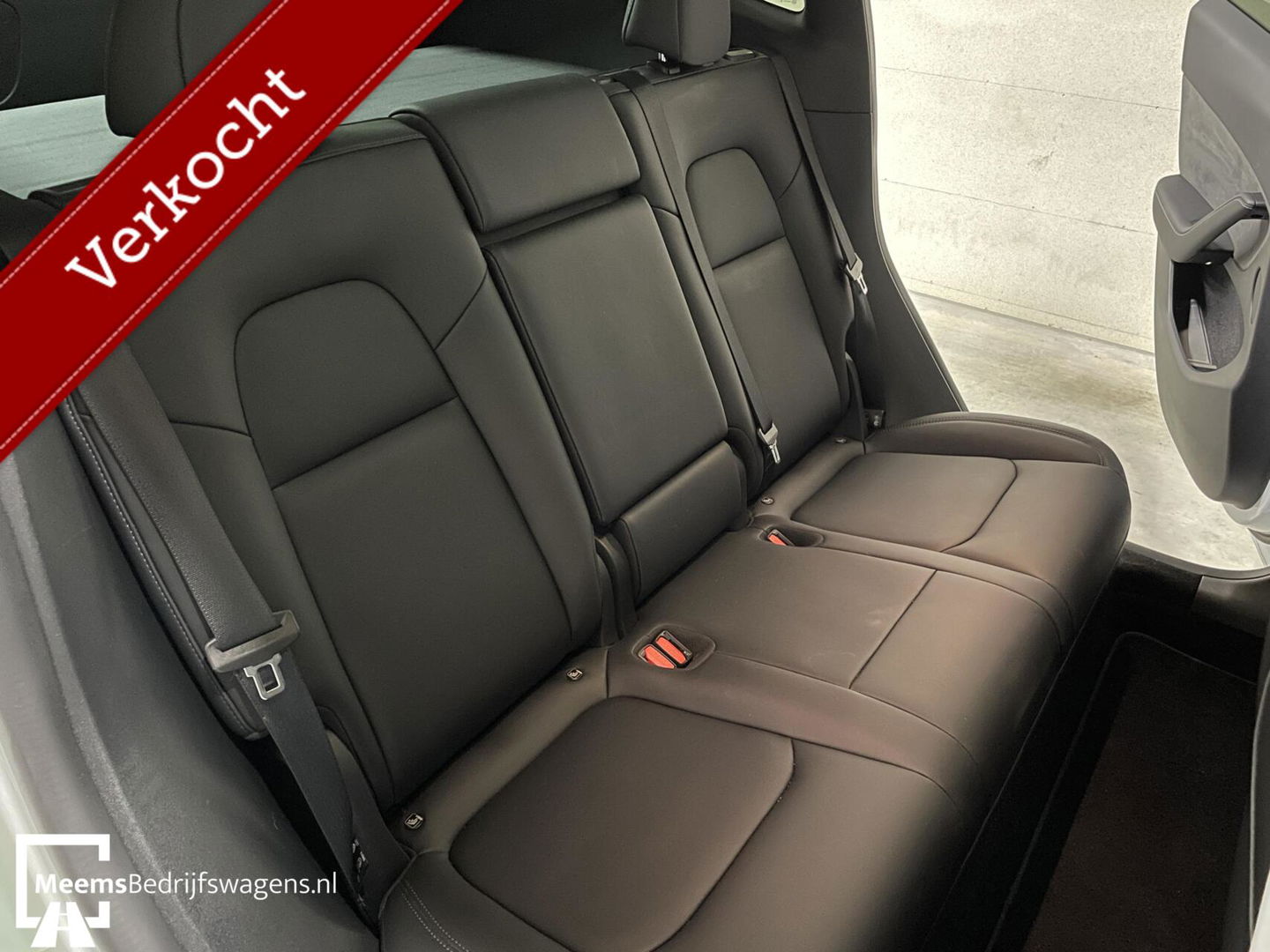 Tesla Model Y RWD - 60 KWH - NIEUW - TREKHAAK - FULL OPTIE