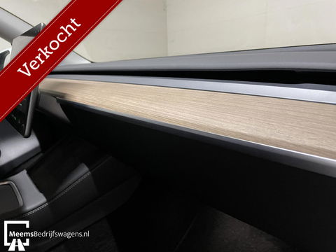 Tesla Model Y RWD - 60 KWH - NIEUW - TREKHAAK - FULL OPTIE