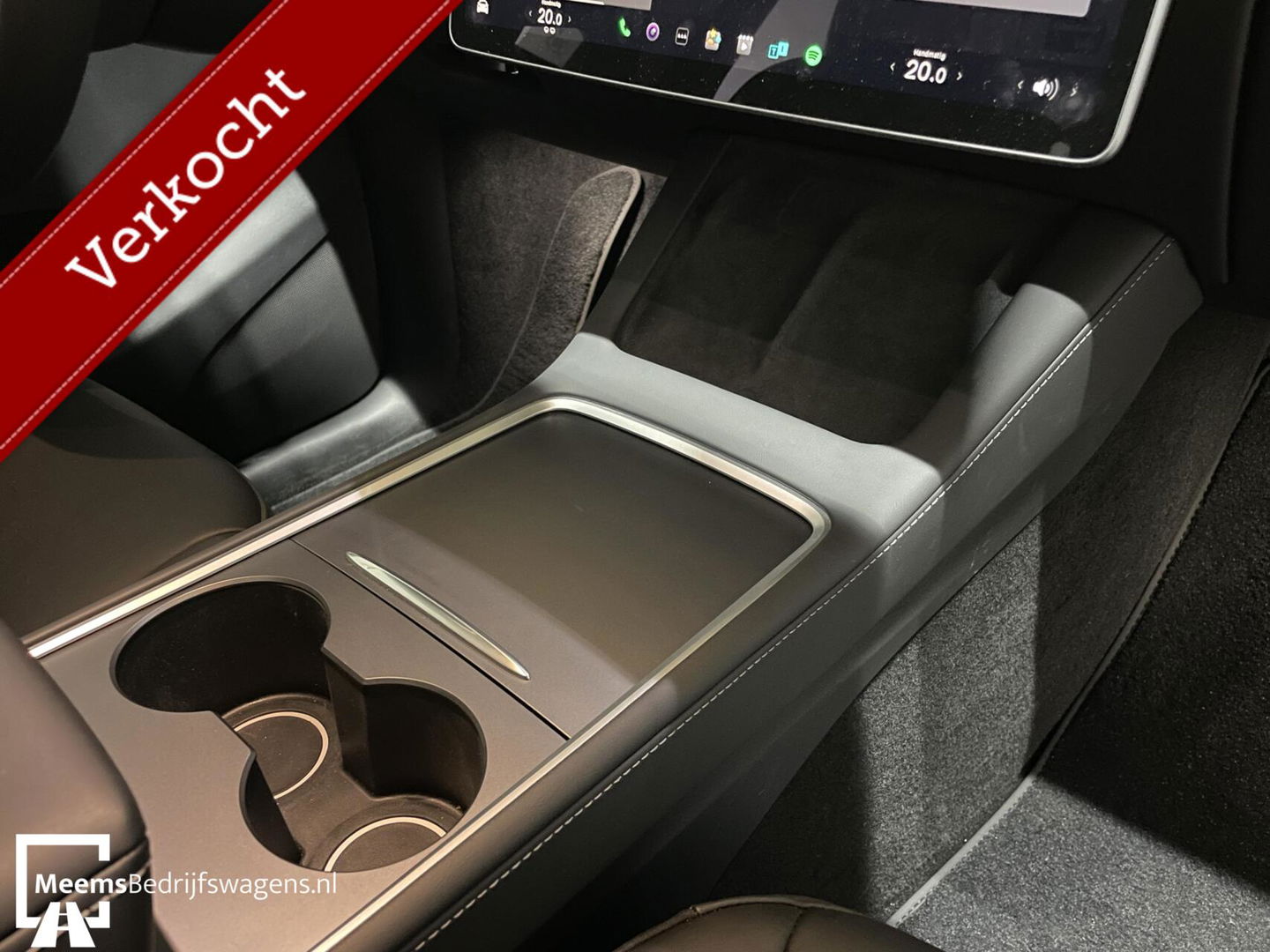 Tesla Model Y RWD - 60 KWH - NIEUW - TREKHAAK - FULL OPTIE