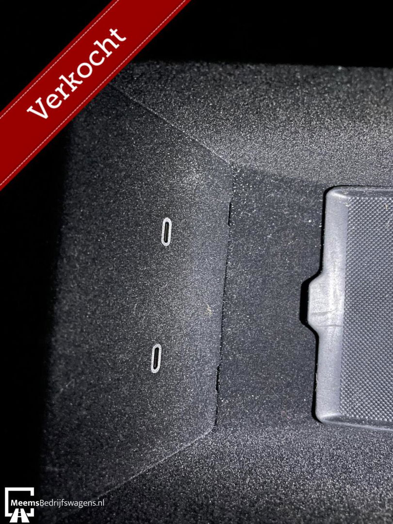 Tesla Model Y RWD - 60 KWH - NIEUW - TREKHAAK - FULL OPTIE