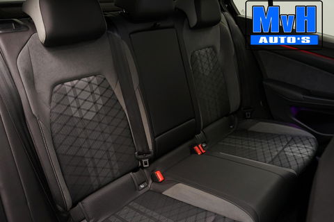 Volkswagen Golf 1.5 eTSI R-Line|SPORTSTOEL|LUXE|LED|
