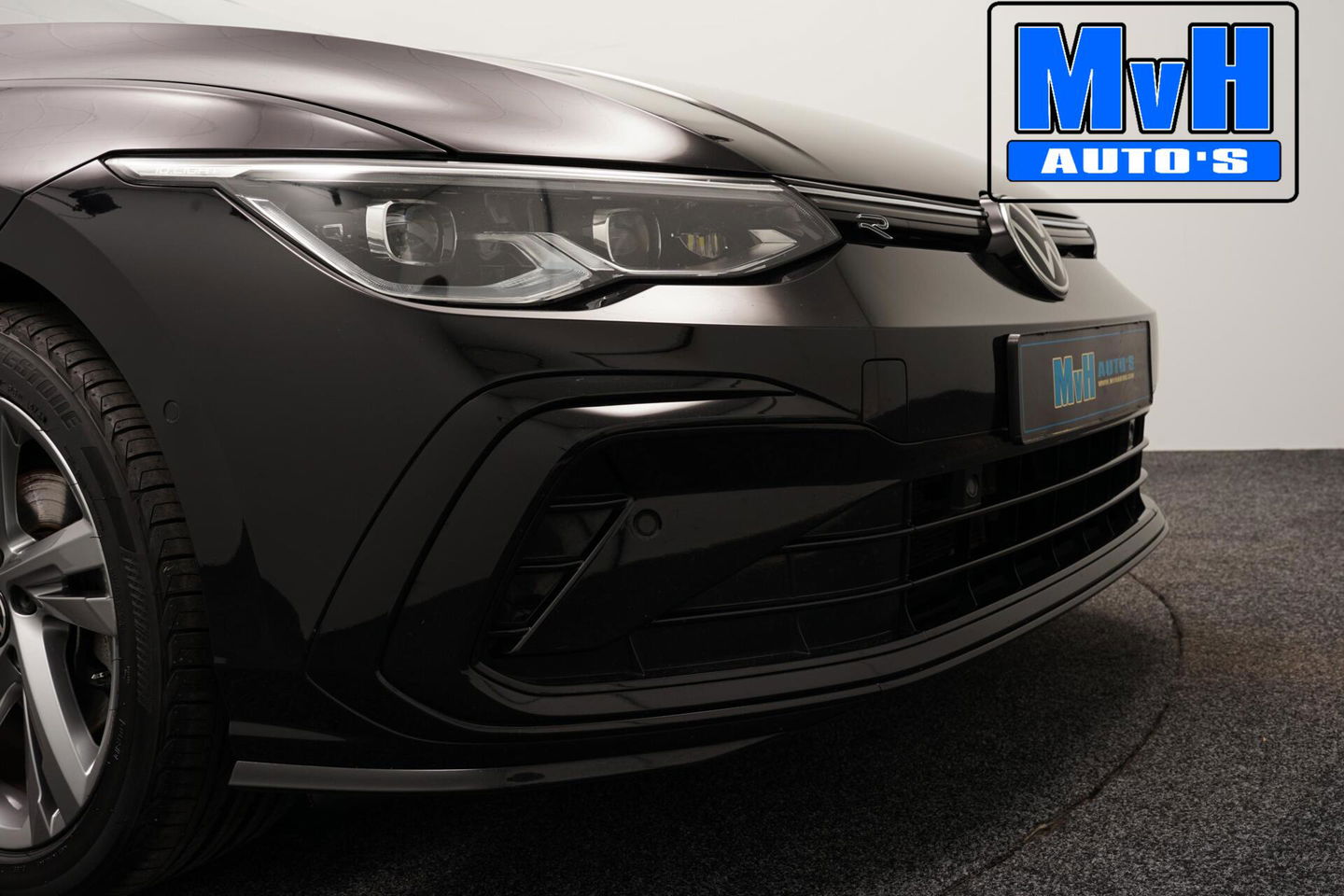 Volkswagen Golf 1.5 eTSI R-Line|SPORTSTOEL|LUXE|LED|