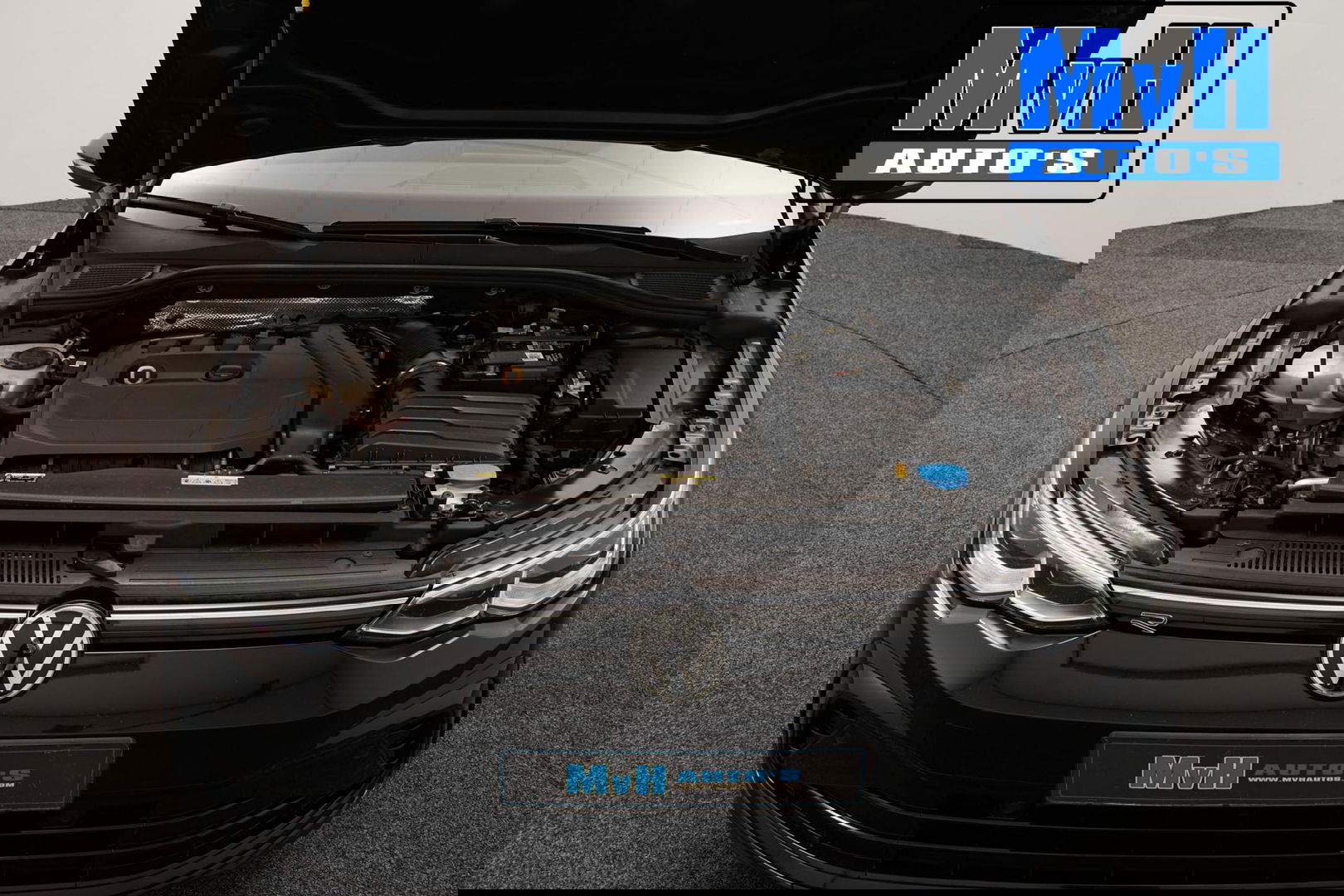 Volkswagen Golf 1.5 eTSI R-Line|SPORTSTOEL|LUXE|LED|