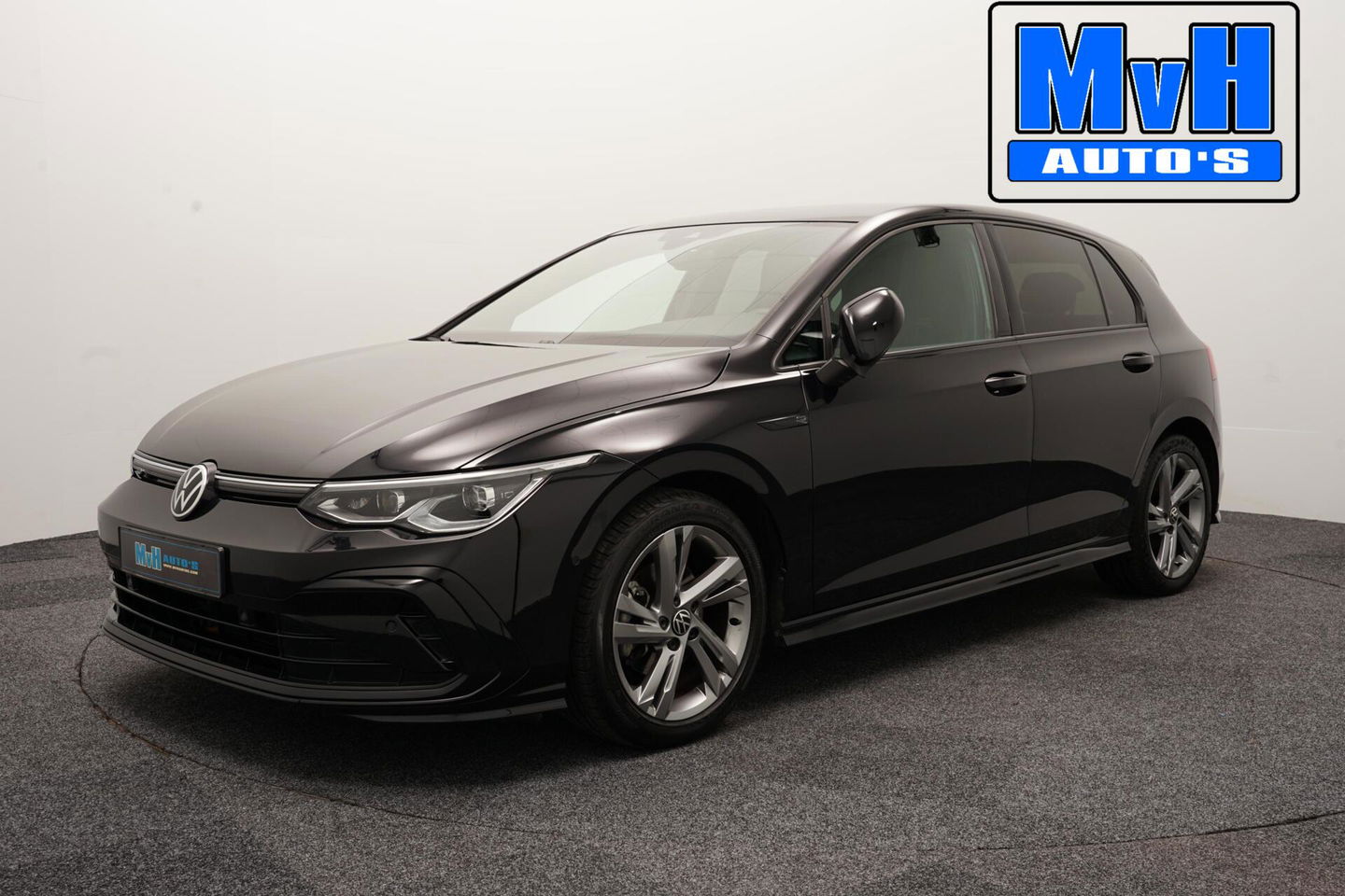 Volkswagen Golf 1.5 eTSI R-Line|SPORTSTOEL|LUXE|LED|