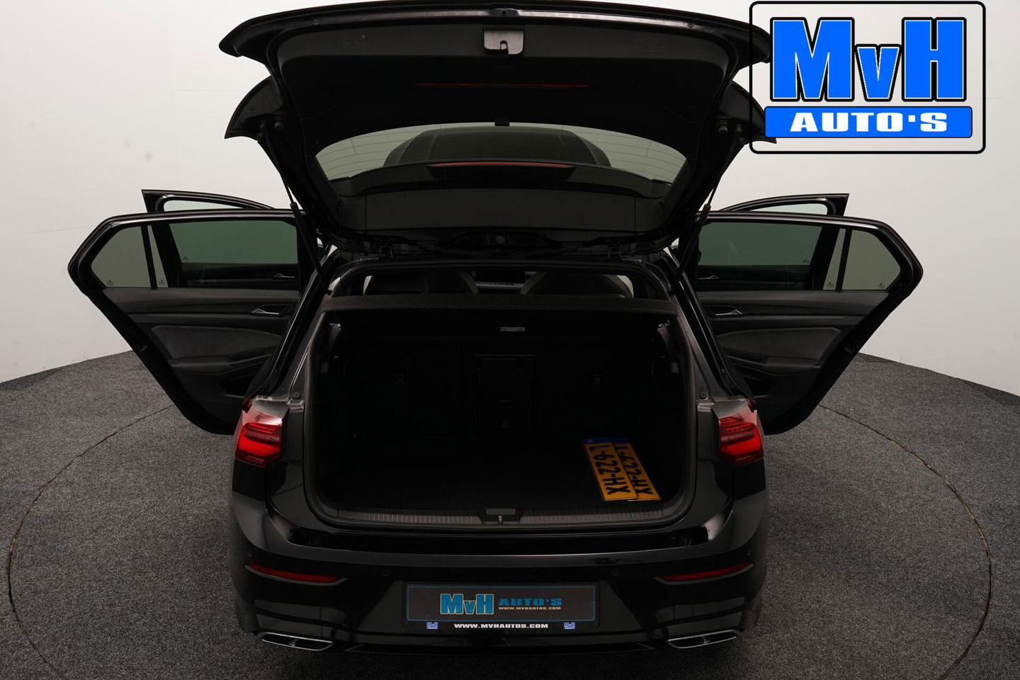 Volkswagen Golf 1.5 eTSI R-Line|SPORTSTOEL|LUXE|LED|