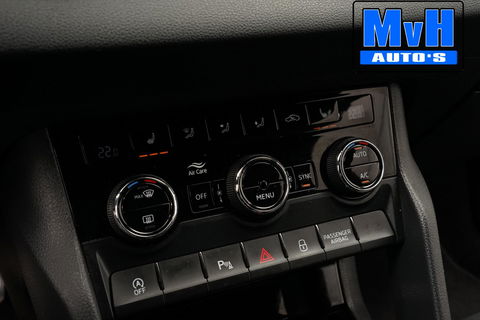 Škoda Karoq 1.5 TSI ACT Sportline Business|LUXE|CAMERA|TREKH|LED