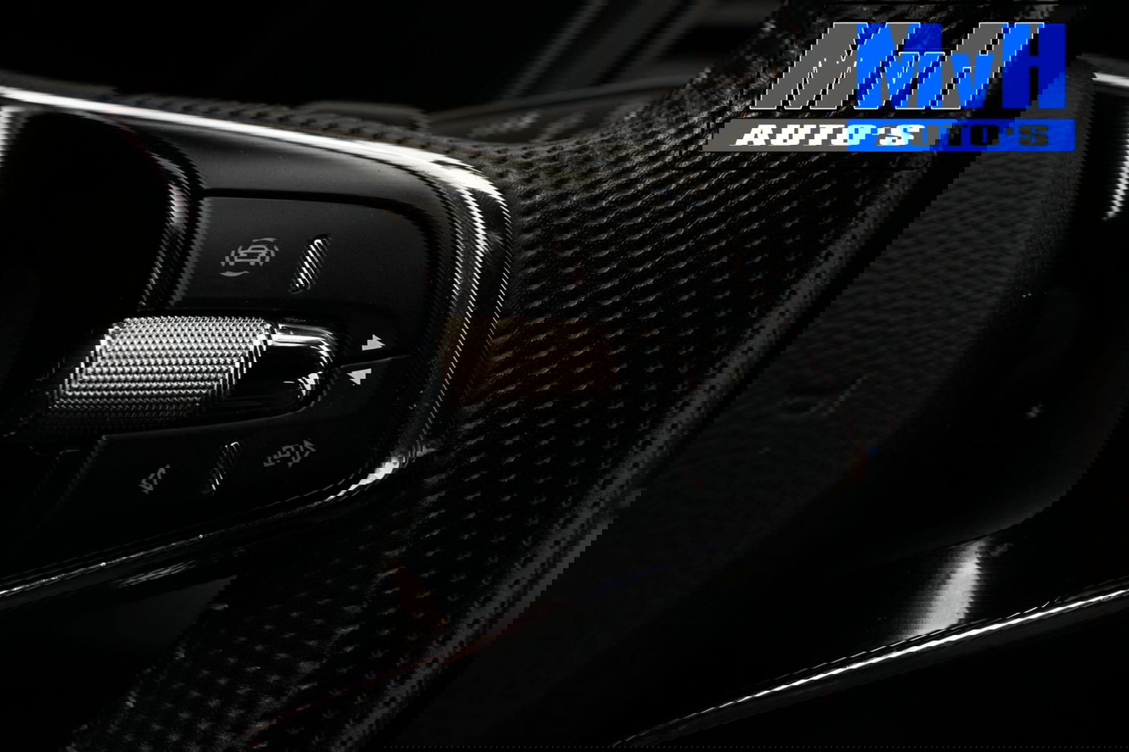 Škoda Karoq 1.5 TSI ACT Sportline Business|LUXE|CAMERA|TREKH|LED