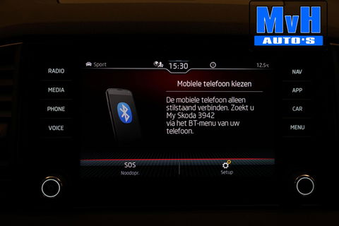 Škoda Karoq 1.5 TSI ACT Sportline Business|LUXE|CAMERA|TREKH|LED