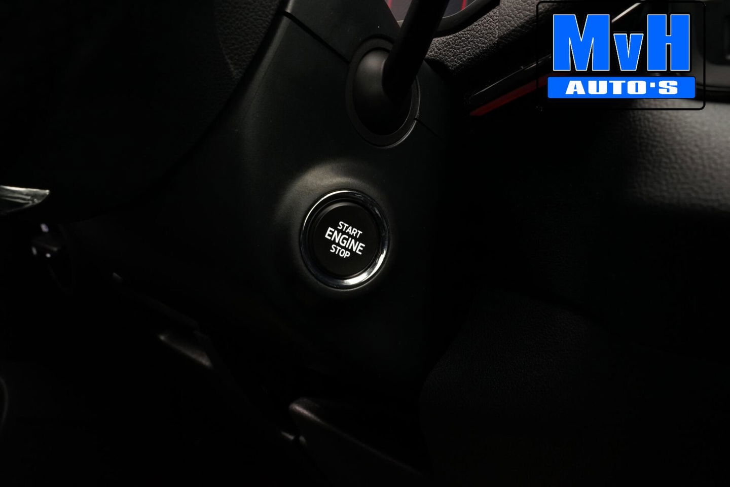 Škoda Karoq 1.5 TSI ACT Sportline Business|LUXE|CAMERA|TREKH|LED