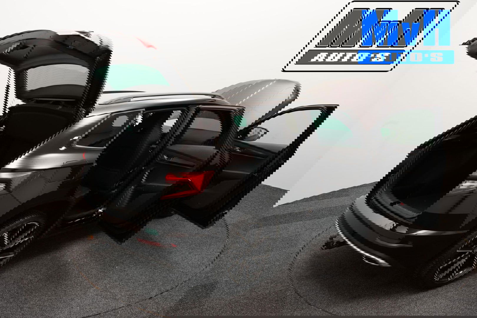 Škoda Karoq 1.5 TSI ACT Sportline Business|LUXE|CAMERA|TREKH|LED