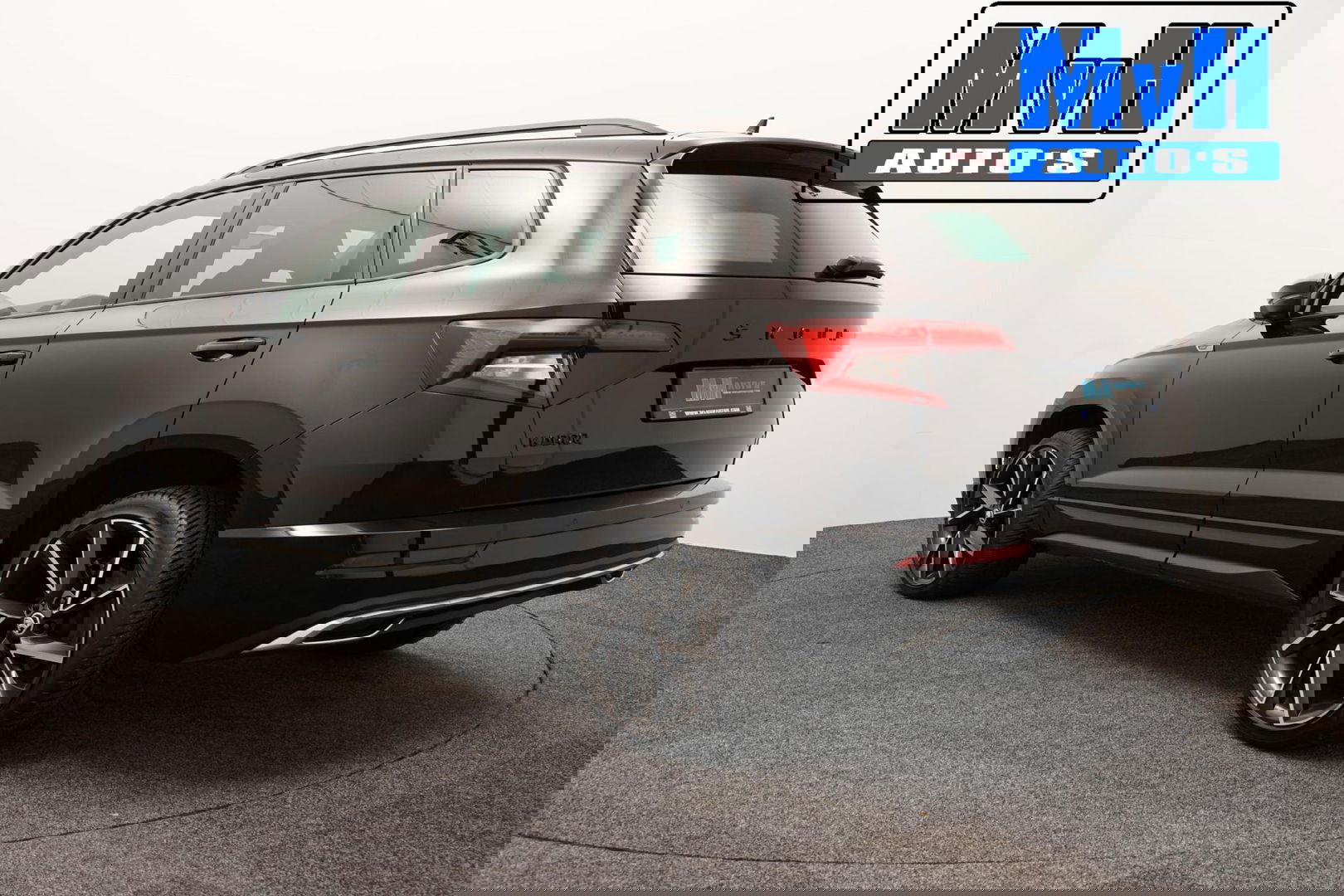 Škoda Karoq 1.5 TSI ACT Sportline Business|LUXE|CAMERA|TREKH|LED